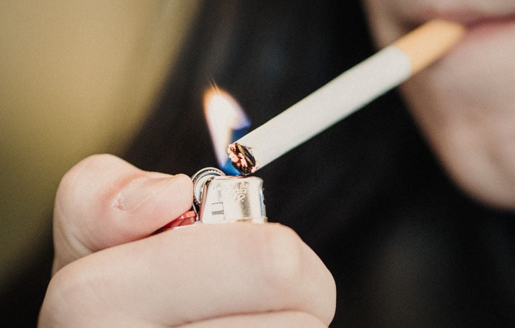 El Seguro de Salud recomienda prohibir la venta de cigarrillos a los jóvenes nacidos después de 2009 El Seguro de Salud recomienda prohibir la venta de cigarrillos a los jóvenes nacidos después de 2009
